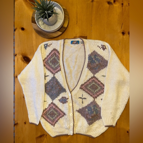 Vintage PCH button up sweater - Picture 2 of 3